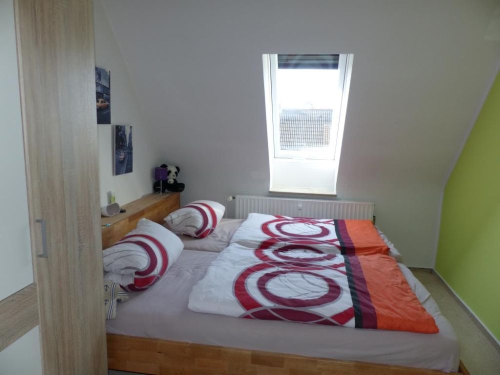 Schöne 2 Zimmer DG Wohnung in Henstedt-Ulzburg - Photo 3