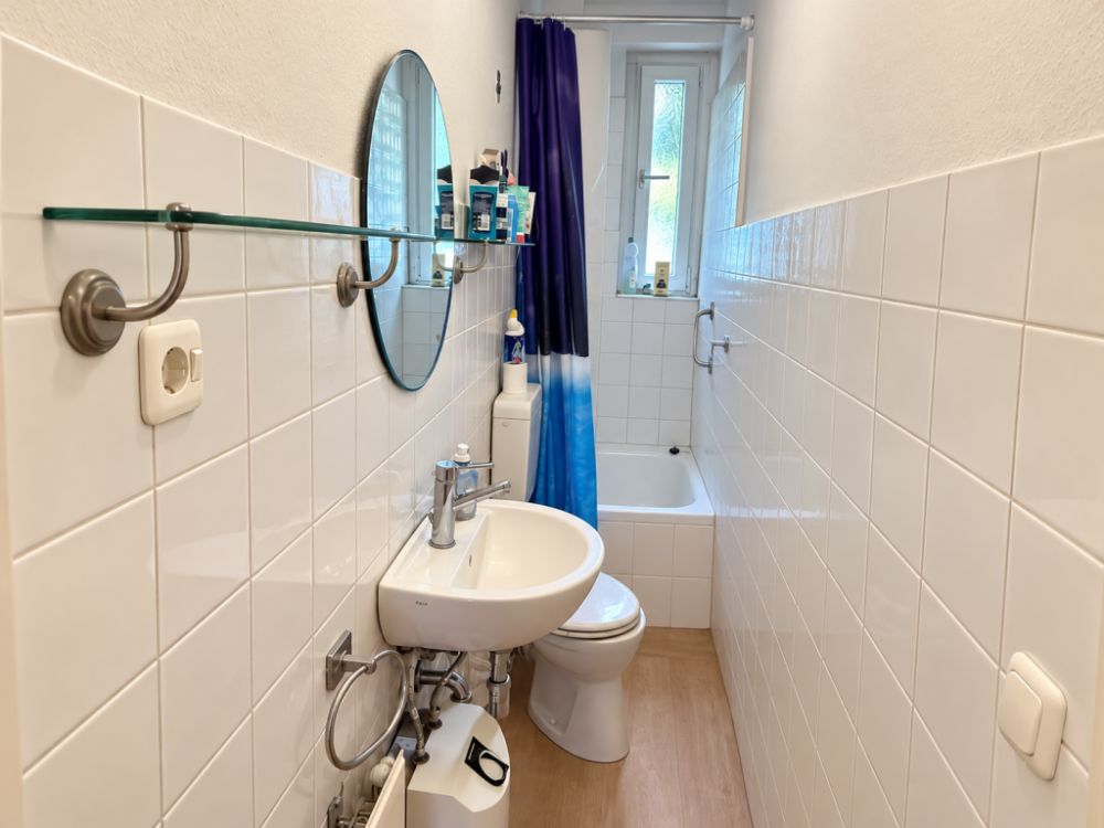 Charmante 2-Zimmer-Wohnung mit neuer Einbauküche in ruhiger Lage - Photo 5
