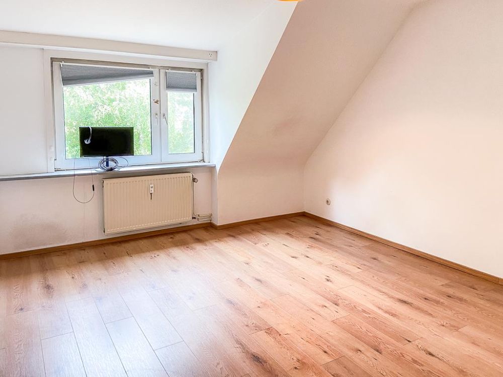 Dachgeschosswohnung in ruhiger Lage - Foto 4